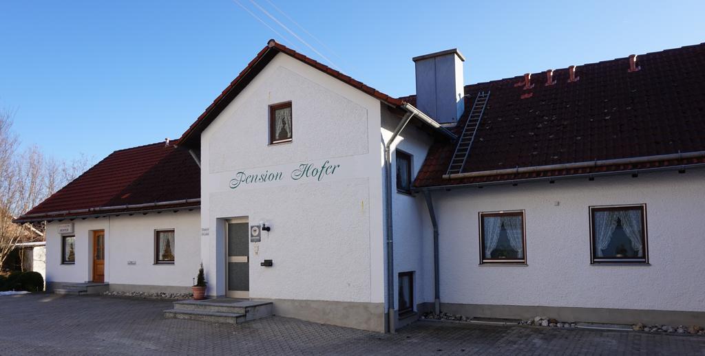 Pension-Metzgerei Hofer Inning am Holz Екстериор снимка